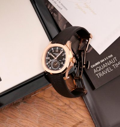 Patek Philippe Aquanaut Travel Time 5164r 2021