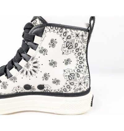 O1rshd1 Bandana Ma Court Hi Top Sneakers In White Black