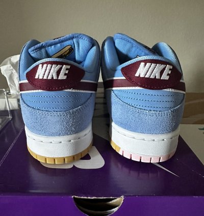 Nike Sb Dunk Low Phillies Size 9 Used