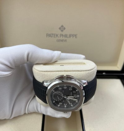 Patek Philippe Aquanaut Travel Time Black Dial 5164a-001