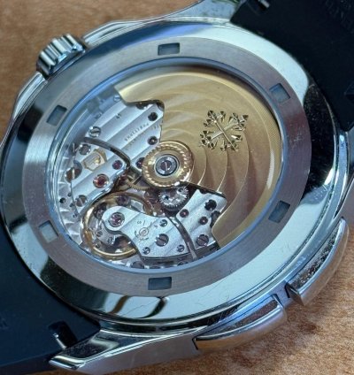 Patek Philippe Aquanaut Travel Time Box Papiere