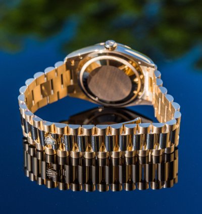 Rolex Day-date 36 Carnelian Diamond Set Dial - 128238