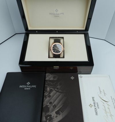 Patek Philippe Aquanaut Travel Time Rose Gold 5164r-001 Complete