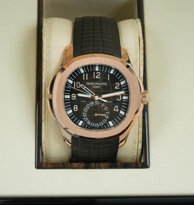 Patek Philippe Aquanaut Travel Time Rose Gold 5164r-001 Complete
