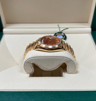 Rolex Day-date 36 Carnelian Stone Dial 2024 Neu Full Set Lagernd On Stock