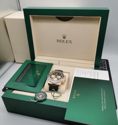 Rolex Daytona 126518ln - Gold Black Dial - 2024 Full Set - Genuine Rolex