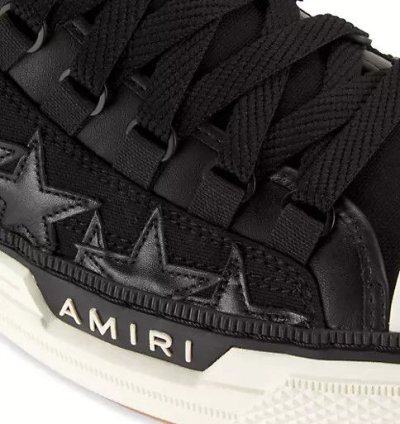 O1w1db11224 Stars High-top Sneakers In Black White