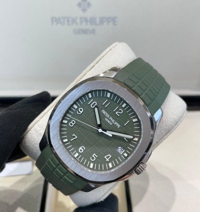 Patek Philippe Aquanaut White Gold Khaki Green 2020
