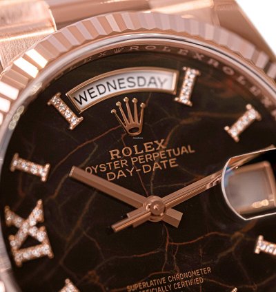 Rolex Day-date 36 Eisenkiesel Diamond Roman