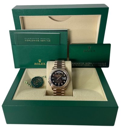 Rolex Day-date 36 Everose Gold Day-date 36 Watch - Fluted Bezel - Brown Diamond Dial 128235