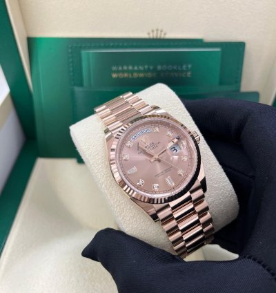 Rolex Day-date 36 Everose Gold Day-date 36 Watch - Fluted Bezel - Ros Diamond Dial - President 128235