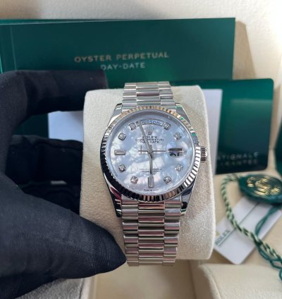Rolex Day-date 36 Fluted Bezel Mother-of-pearl Diamond Dial President Bracelet 128239
