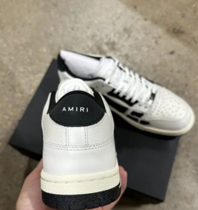 Skel-low Top