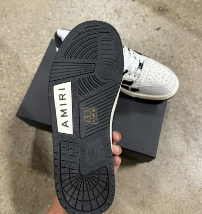 Skel-low Top