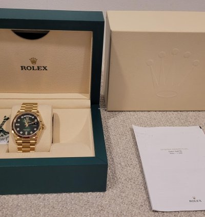 Rolex Day-date 36 Full Set The Watch Is Unworn