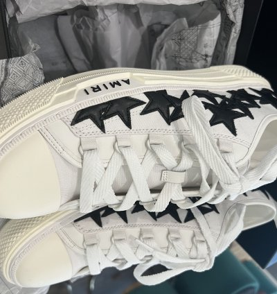 Stars Court Canvas Low-top Sneakers