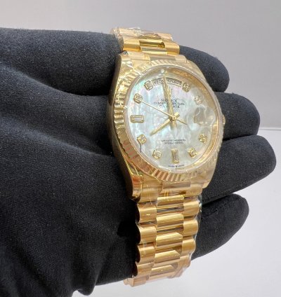 Rolex Day-date 36 Full Yellow Gold Mother Of Pearl Diamond Dial