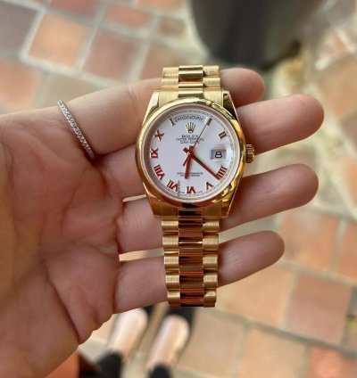 Rolex Day-date 36 Gold President Watch Bracelet 36mm White Dial Roman Numeral