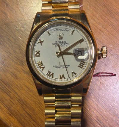 Rolex Day-date 36 Gold President Watch Bracelet 36mm White Dial Roman Numeral