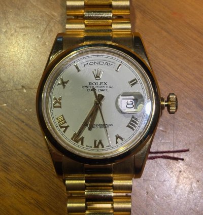 Rolex Day-date 36 Gold President Watch Bracelet 36mm White Dial Roman Numeral