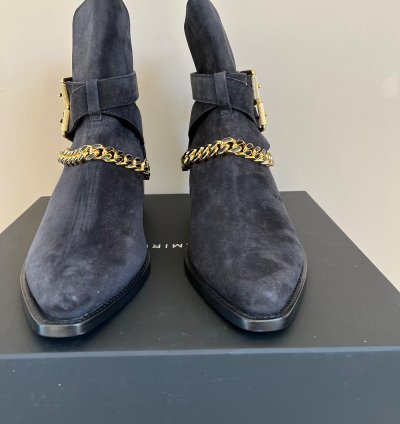 Suede Jodhpur Chain Boots In Black