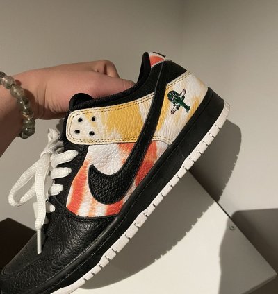 Nike Sb Dunk Low Raygun Sz 9