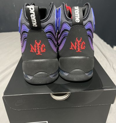 Supreme Nike Air Bakin