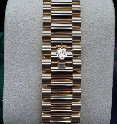 Rolex Day-date 36 Green Ombre Roman Dial Unworn
