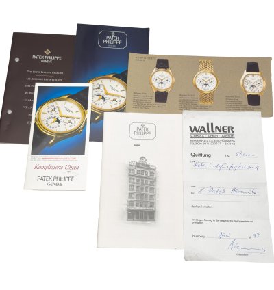 Patek Philippe Calatrava Perpetual Calendar 18k Gold 3945