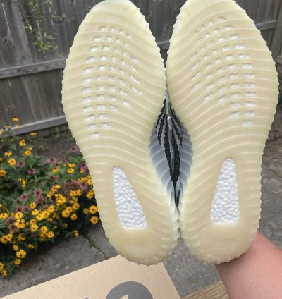 2022 Yeezy 350 Zebras