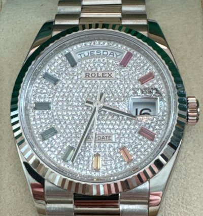 Rolex Day-date 36 Mint 2020 Day-date 36 Rainbow Crayola Pave Diamond Dial