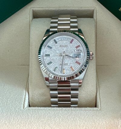 Rolex Day-date 36 Mint 2020 Day-date 36 Rainbow Crayola Pave Diamond Dial