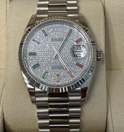 Rolex Day-date 36 Mint 2020 Day-date 36 Rainbow Crayola Pave Diamond Dial