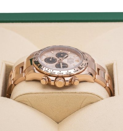 Rolex Daytona 18kt Everose Sundust Dial Box And Papers 2021 116505