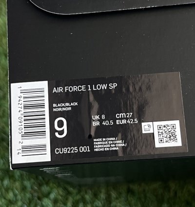 Supreme Nike Air Force 1 Black Size 9 Brand New