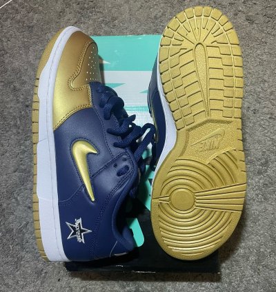 Nike Sb Dunk Low Supreme Jewel Swoosh Gold