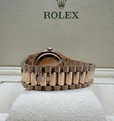 Rolex Day-date 36 New 128395tbr Blue Full Set Xl Jewelry Box Papers And Tags
