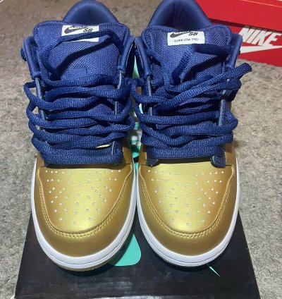 Nike Sb Dunk Low Supreme Jewel Swoosh Gold