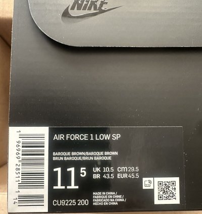 Supreme Nike Air Force 1 Low