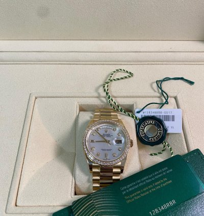 Rolex Day-date 36 New 2022 Unworn Day-date 36 Yellow Gold Mother-of-pearl Diamond Dial Diamond Bezel