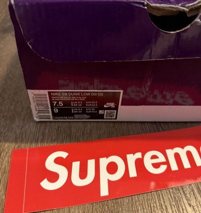 Nike Sb Dunk Low Supreme Stars Black