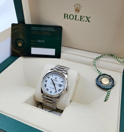 Rolex Day-date 36 New 2023 President White Gold 18kt White Dial Roman Letter 128239-0038