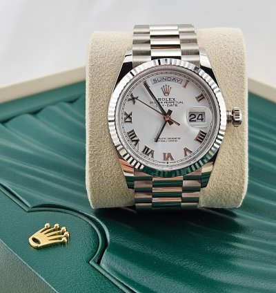 Rolex Day-date 36 New 2023 President White Gold 18kt White Dial Roman Letter 128239-0038