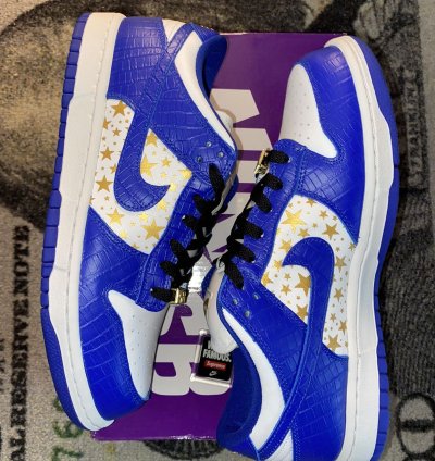 Nike Sb Dunk Low Supreme Stars Hyper Royal 2021