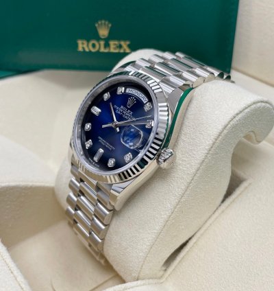 Rolex Day-date 36 New Day-date 36mm 128239 Fluted Bezel Blue Ombre Diamond Dial Presidential Band