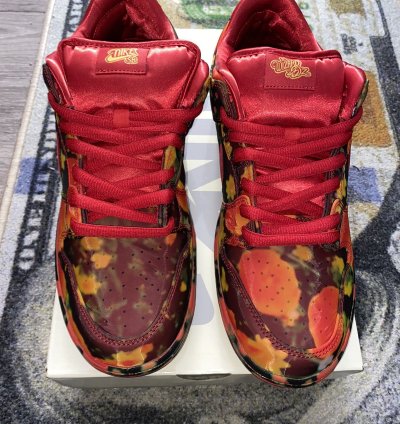 Nike Sb Dunk Low The Wizard Of Oz Poppy Field