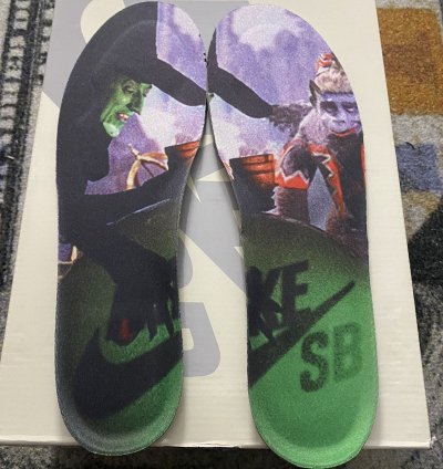 Nike Sb Dunk Low The Wizard Of Oz Poppy Field