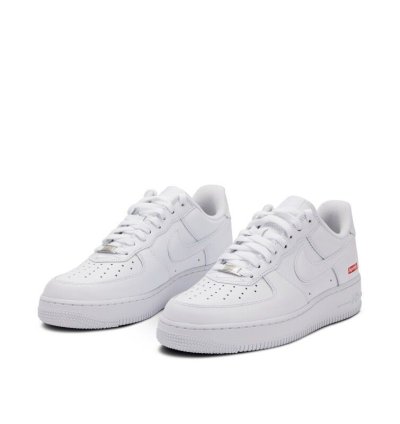 Supreme Nike Air Force 1 Low Sneakers2