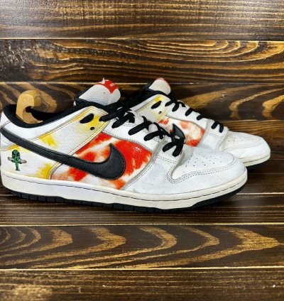 Nike Sb Dunk Low Tie-dye Raygun - White Men Sneakers