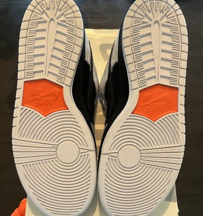 Nike Sb Dunk Low Tightbooth